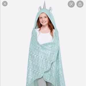 Justice unicorn hooded blanket